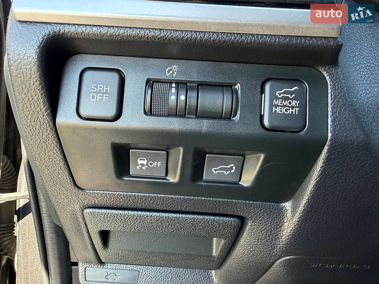 Subaru Forester 2017 VIN JF1SJDLY5GG311701 фото оголошення 8 з 43