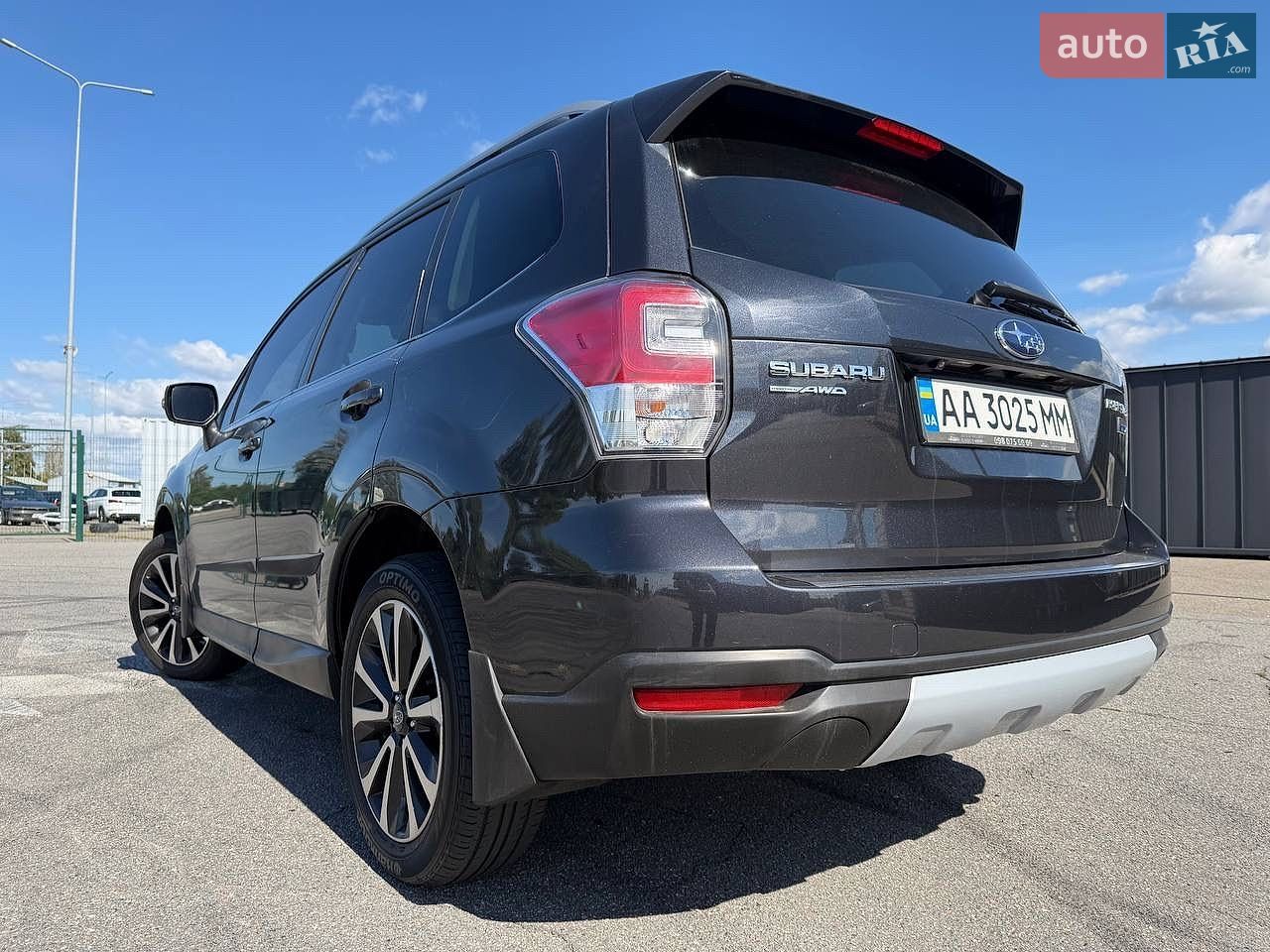 Subaru Forester 2017 VIN JF1SJDLY5GG311701 фото оголошення 30 з 43