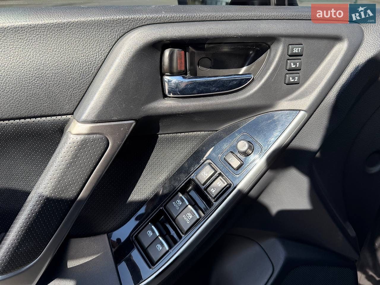 Subaru Forester 2017 VIN JF1SJDLY5GG311701 фото оголошення 33 з 43