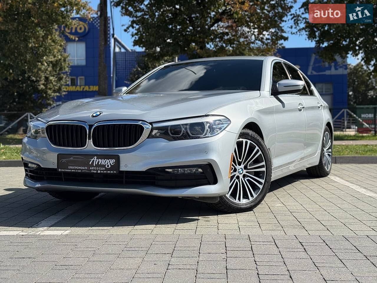 BMW 5 Series 2017 VIN WBAJE7C55JWC56820 фото оголошення 10 з 54