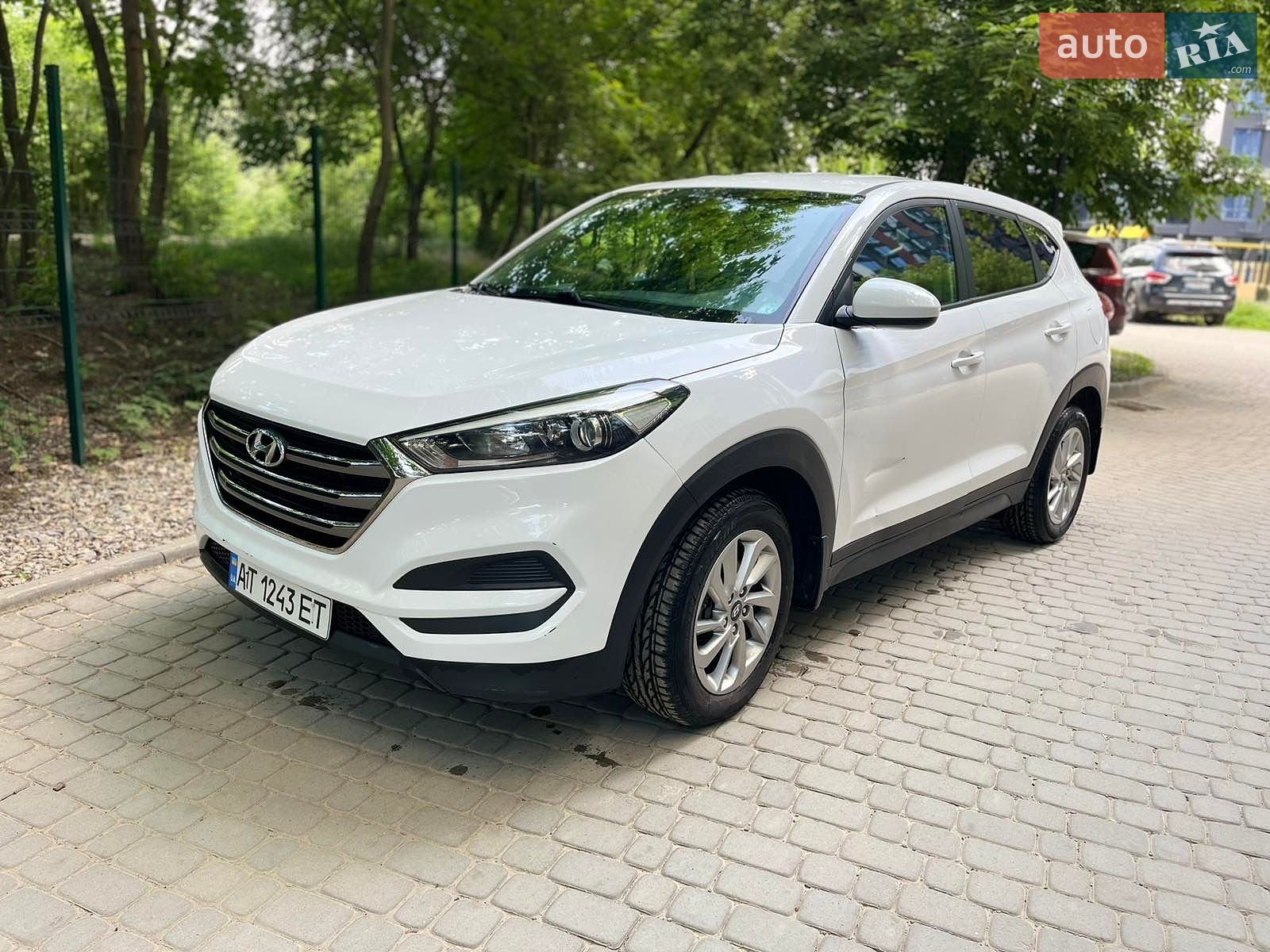 Hyundai Tucson 2017 VIN KM8J23A4XHU569424 фото оголошення 2 з 11
