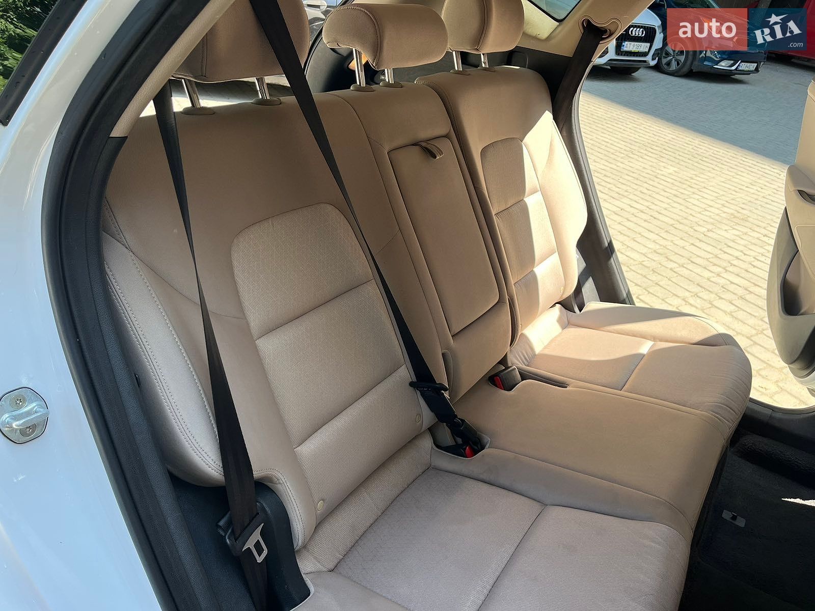 Hyundai Tucson 2017 VIN KM8J23A4XHU569424 фото оголошення 9 з 11