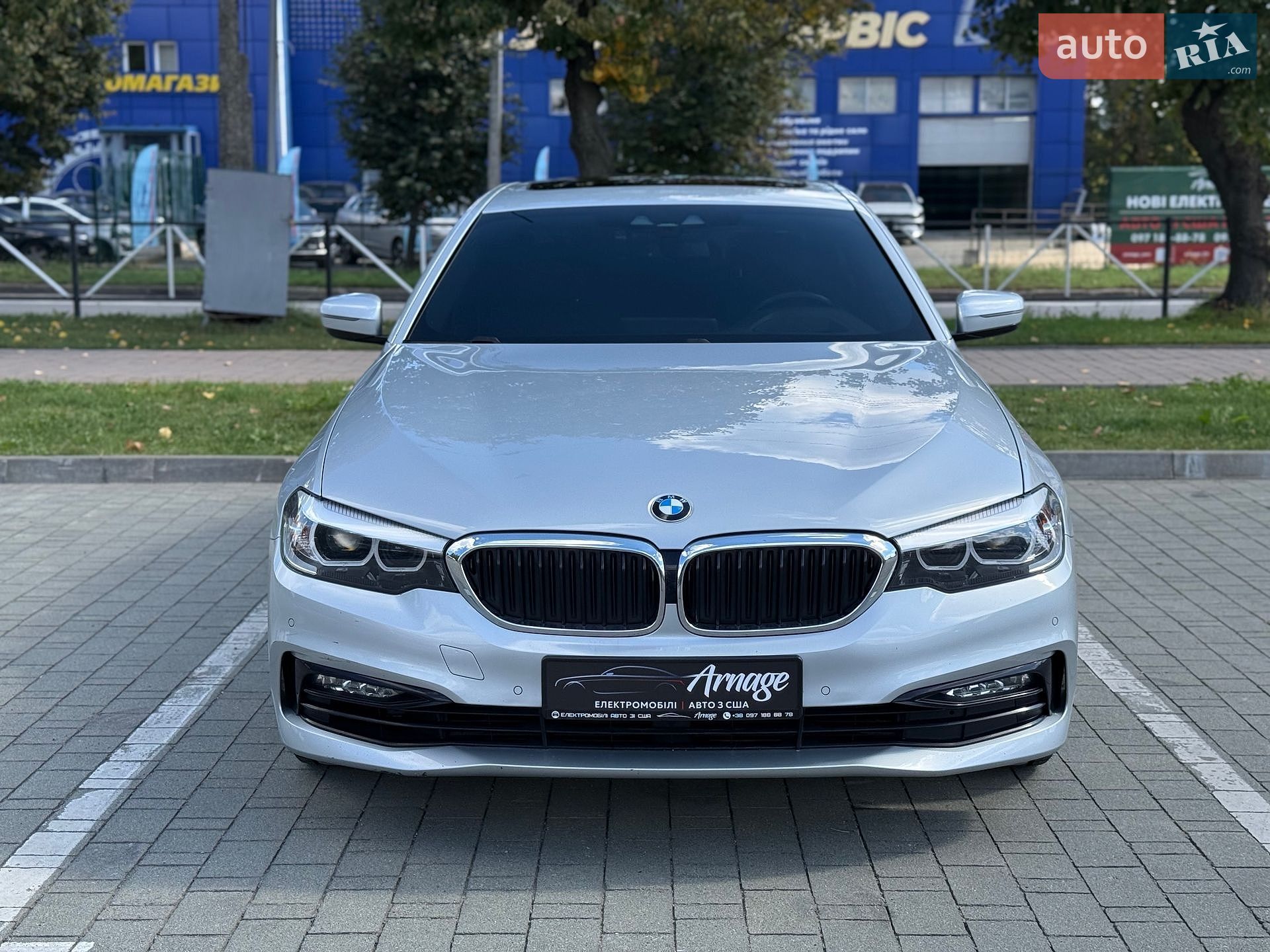 BMW 5 Series 2017 VIN WBAJE7C55JWC56820 фото оголошення 7 з 54