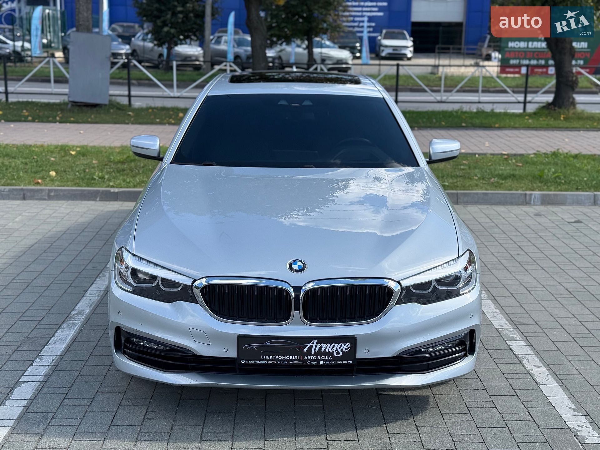 BMW 5 Series 2017 VIN WBAJE7C55JWC56820 фото оголошення 6 з 54