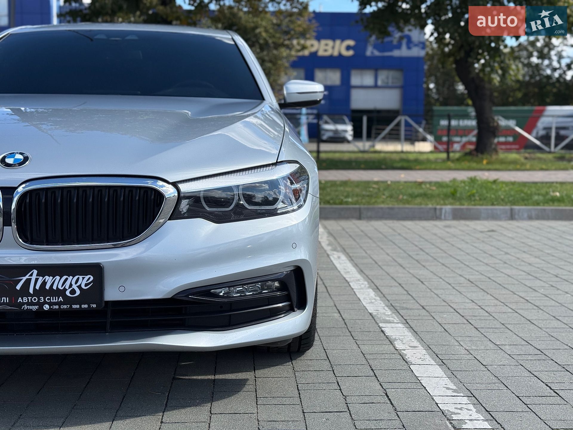 BMW 5 Series 2017 VIN WBAJE7C55JWC56820 фото оголошення 8 з 54