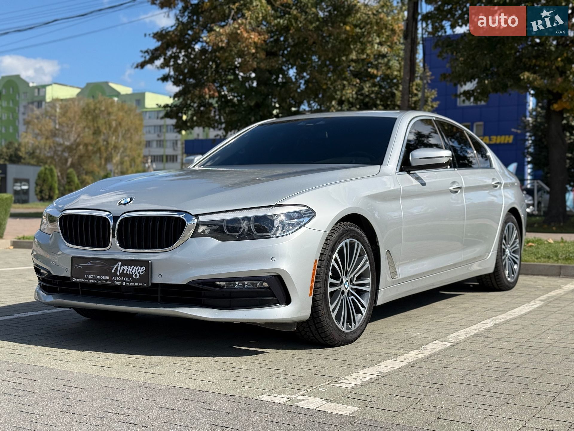 BMW 5 Series 2017 VIN WBAJE7C55JWC56820 фото оголошення 11 з 54