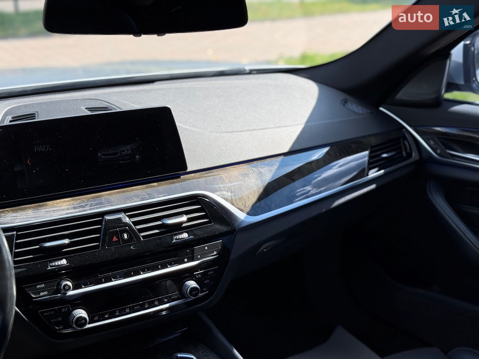 BMW 5 Series 2017 VIN WBAJE7C55JWC56820 фото оголошення 23 з 54