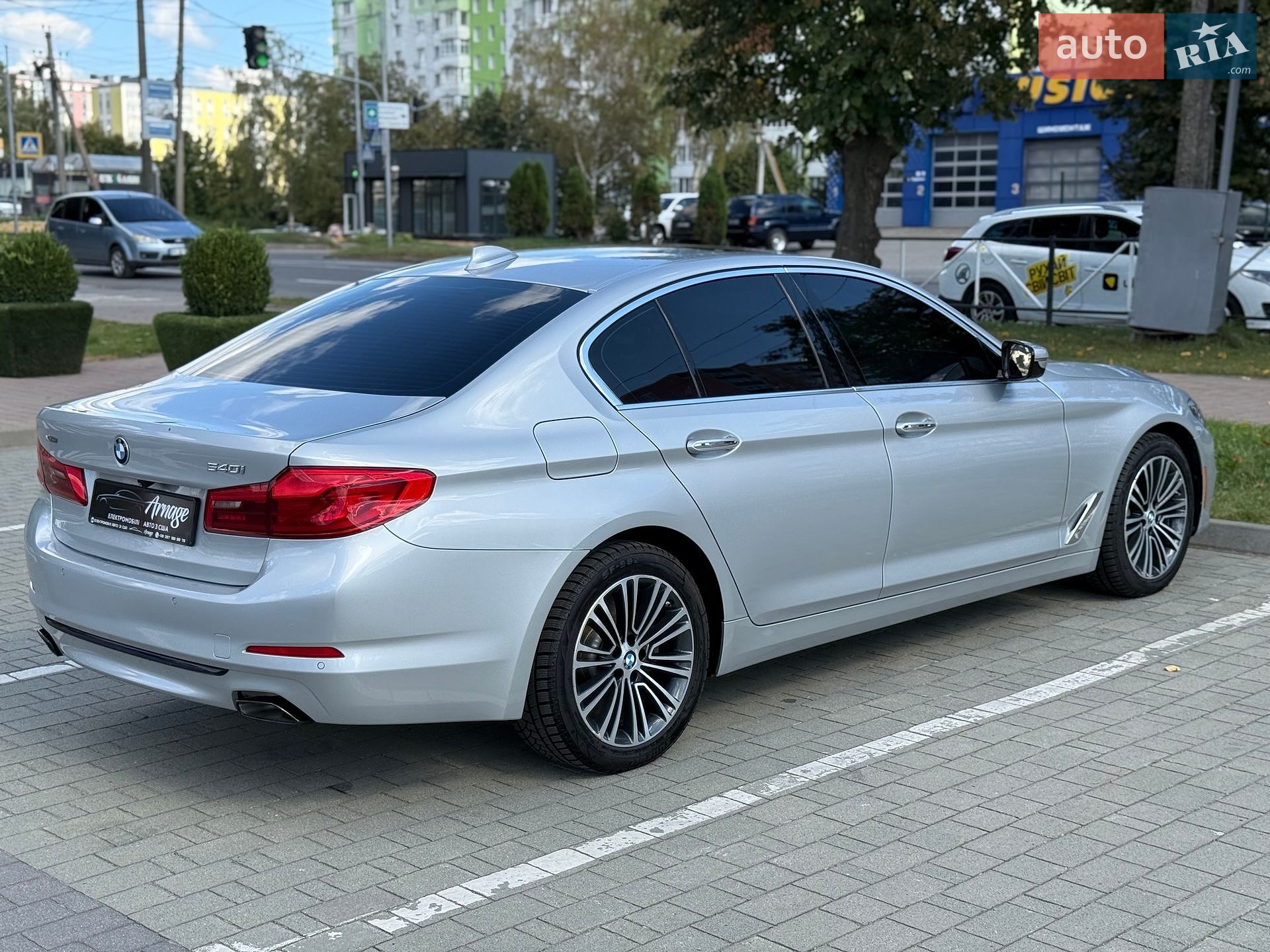 BMW 5 Series 2017 VIN WBAJE7C55JWC56820 фото оголошення 52 з 54