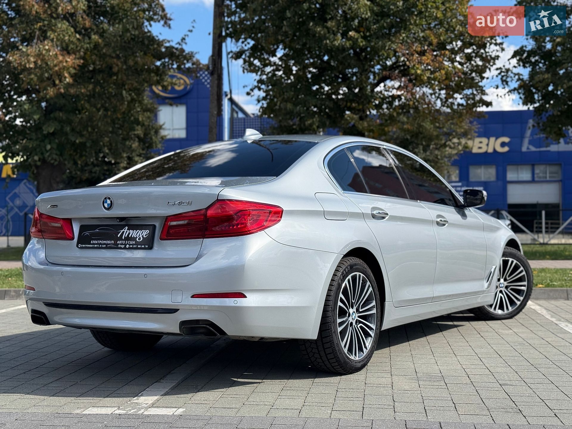 BMW 5 Series 2017 VIN WBAJE7C55JWC56820 фото оголошення 50 з 54
