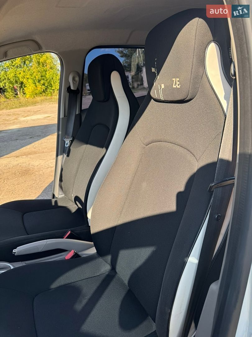Renault Zoe 2015 VIN VF1AGVYA052536916 фото оголошення 9 з 30