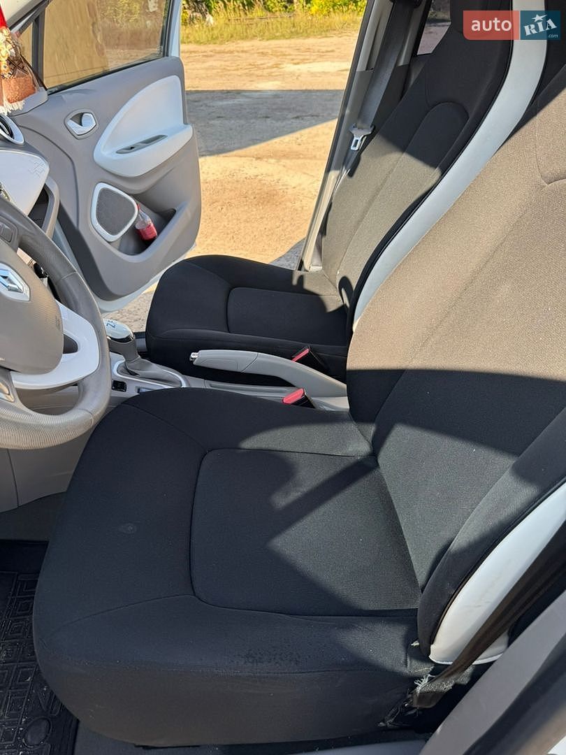 Renault Zoe 2015 VIN VF1AGVYA052536916 фото оголошення 11 з 30