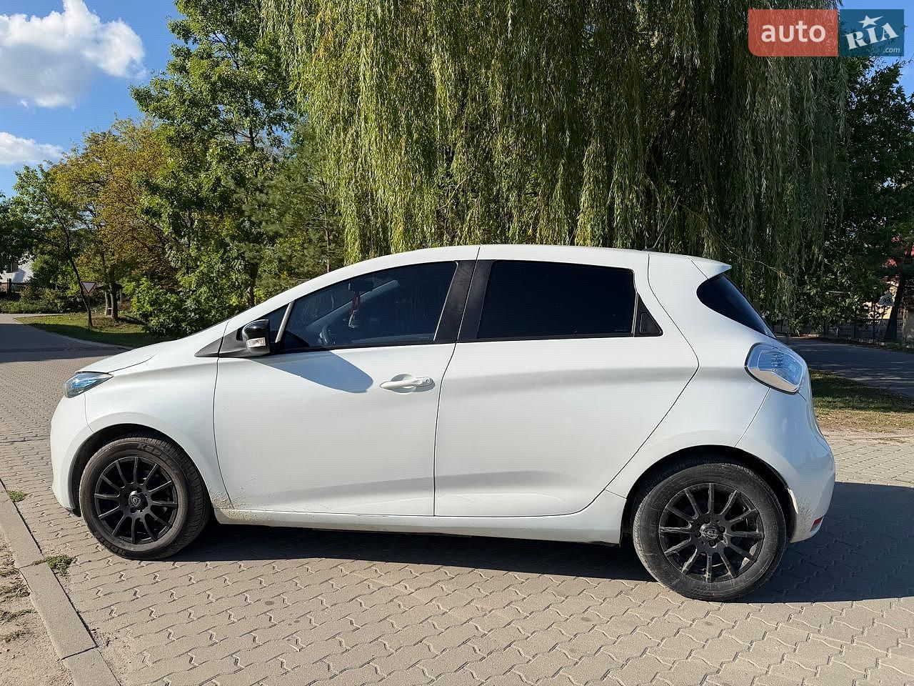 Renault Zoe 2015 VIN VF1AGVYA052536916 фото оголошення 27 з 30