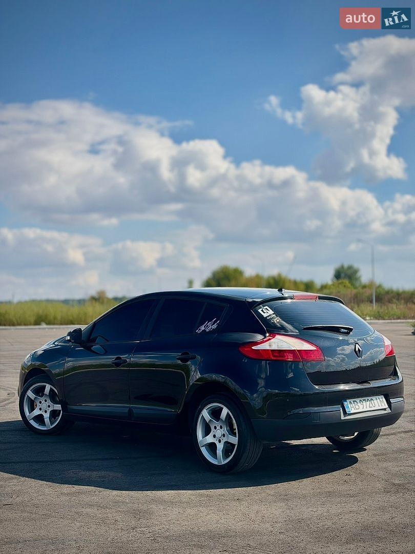 Renault Megane 2011 VIN VF1BZ1R0544451870 фото оголошення 8 з 12