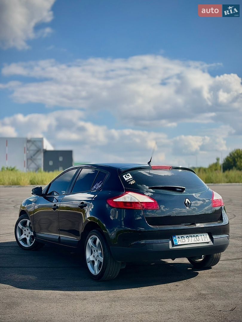 Renault Megane 2011 VIN VF1BZ1R0544451870 фото оголошення 7 з 12