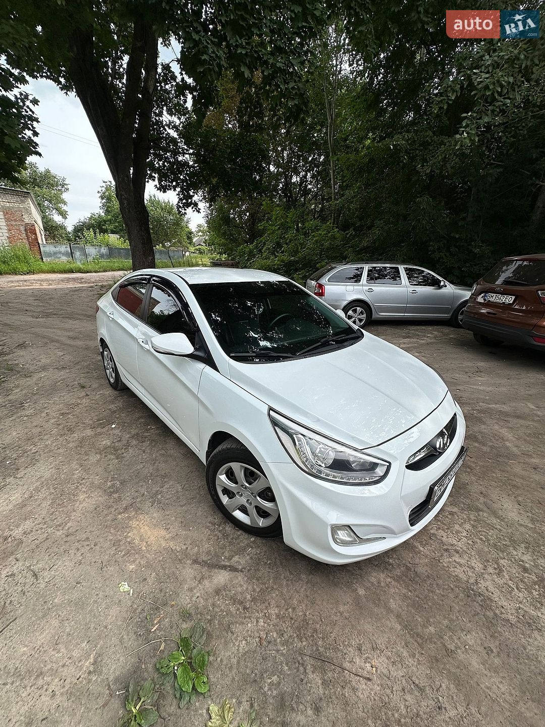 Hyundai Accent 2016 VIN KMHCU41EBGU106737 фото оголошення 2 з 10