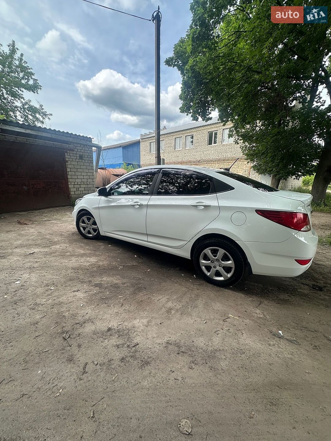Hyundai Accent 2016 VIN KMHCU41EBGU106737 фото оголошення 7 з 10