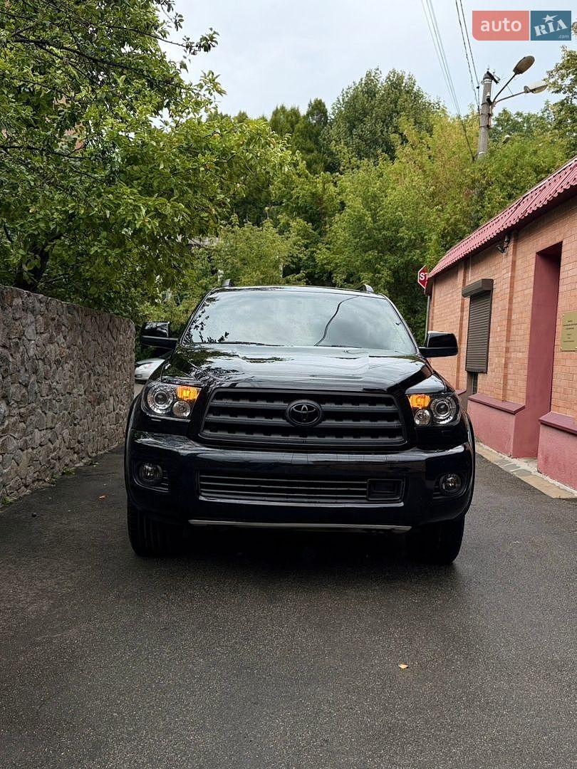 Toyota Sequoia 2008 VIN 5TDBY67A78S020337 фото оголошення 2 з 17