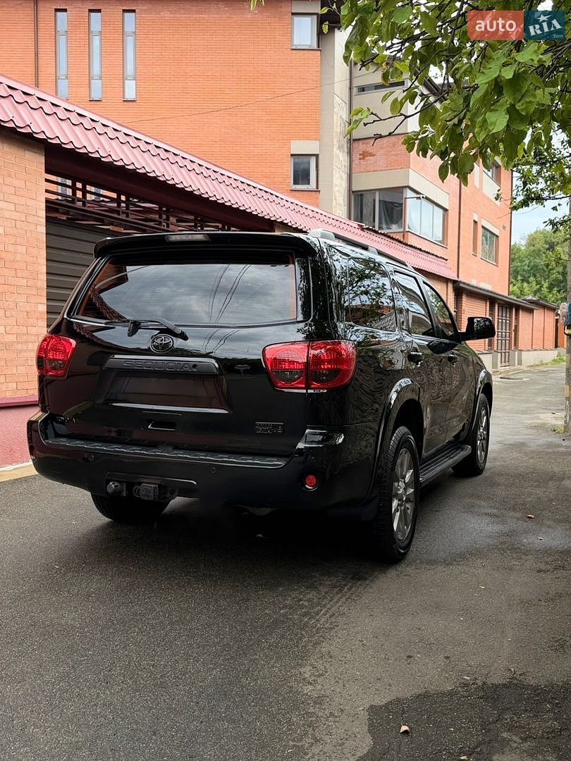 Toyota Sequoia 2008 VIN 5TDBY67A78S020337 фото оголошення 6 з 17
