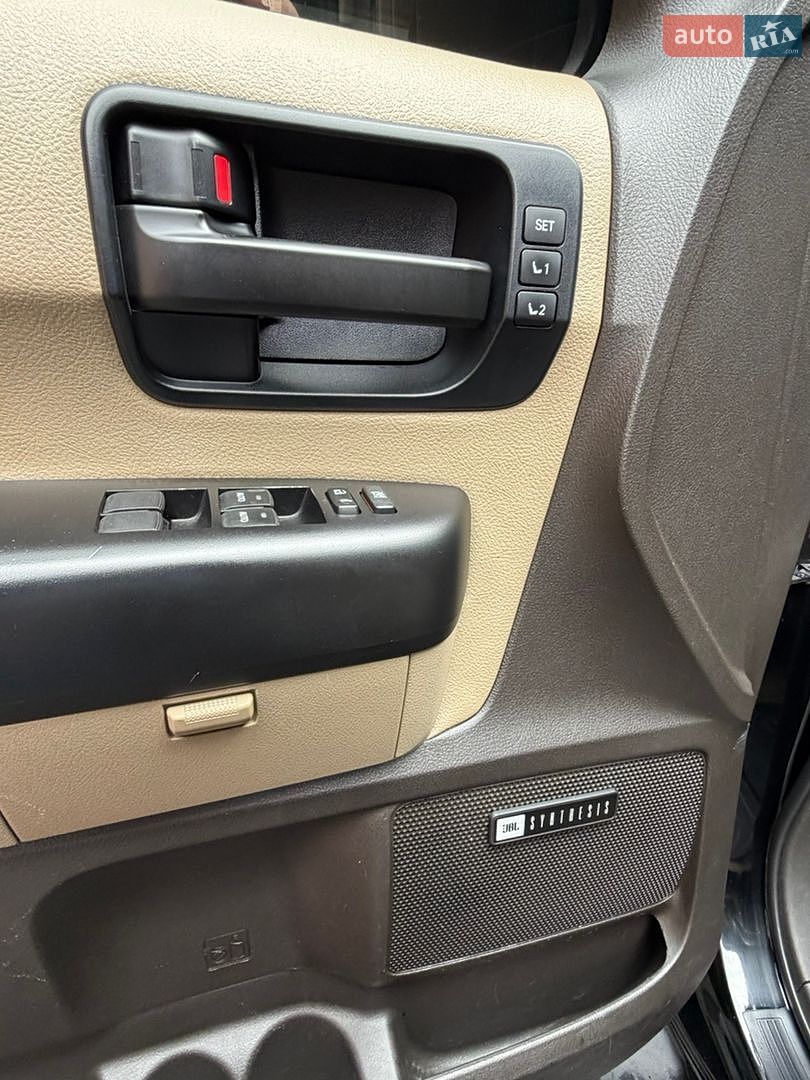 Toyota Sequoia 2008 VIN 5TDBY67A78S020337 фото оголошення 8 з 17