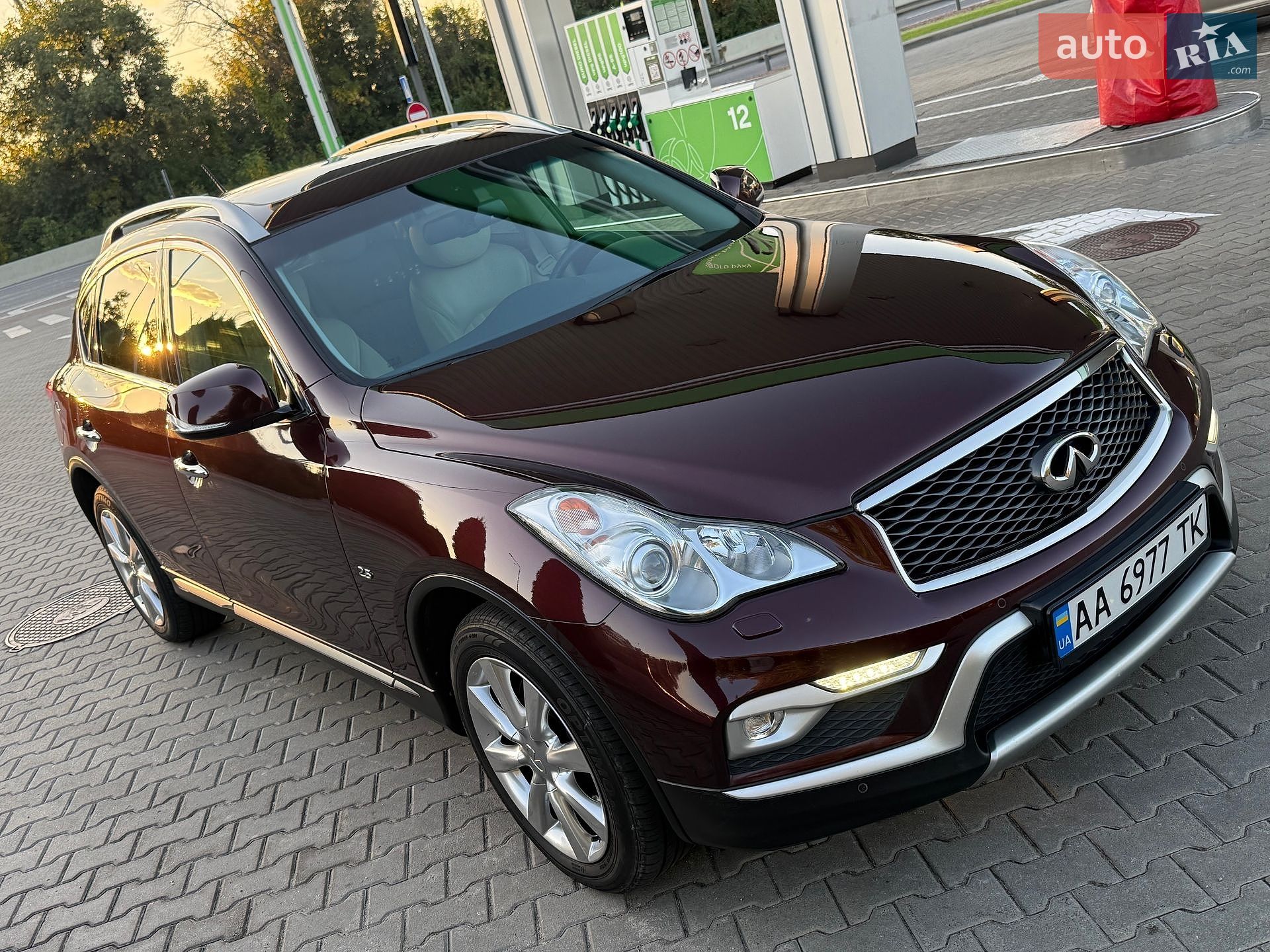 Infiniti QX50 2017 VIN JN1JDRJ50U0102631 фото оголошення 10 з 47