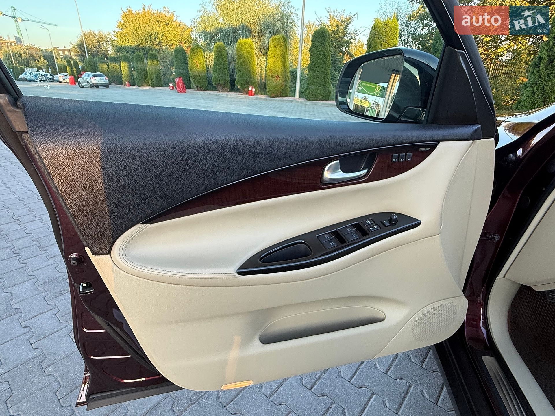 Infiniti QX50 2017 VIN JN1JDRJ50U0102631 фото оголошення 32 з 47