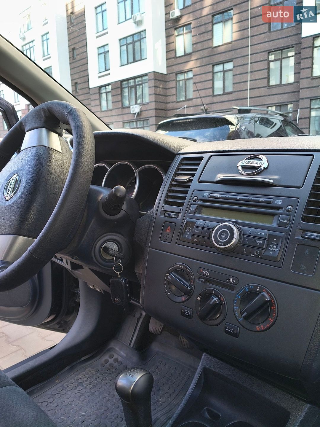 Nissan TIIDA 2010 VIN 3N1BCAC11UK440186 фото оголошення 4 з 22