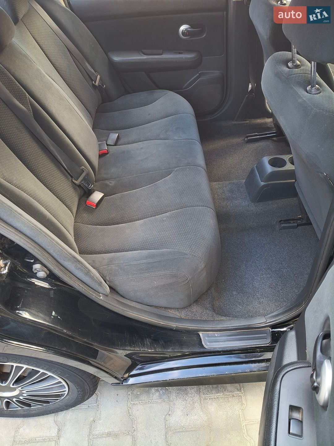 Nissan TIIDA 2010 VIN 3N1BCAC11UK440186 фото оголошення 10 з 22