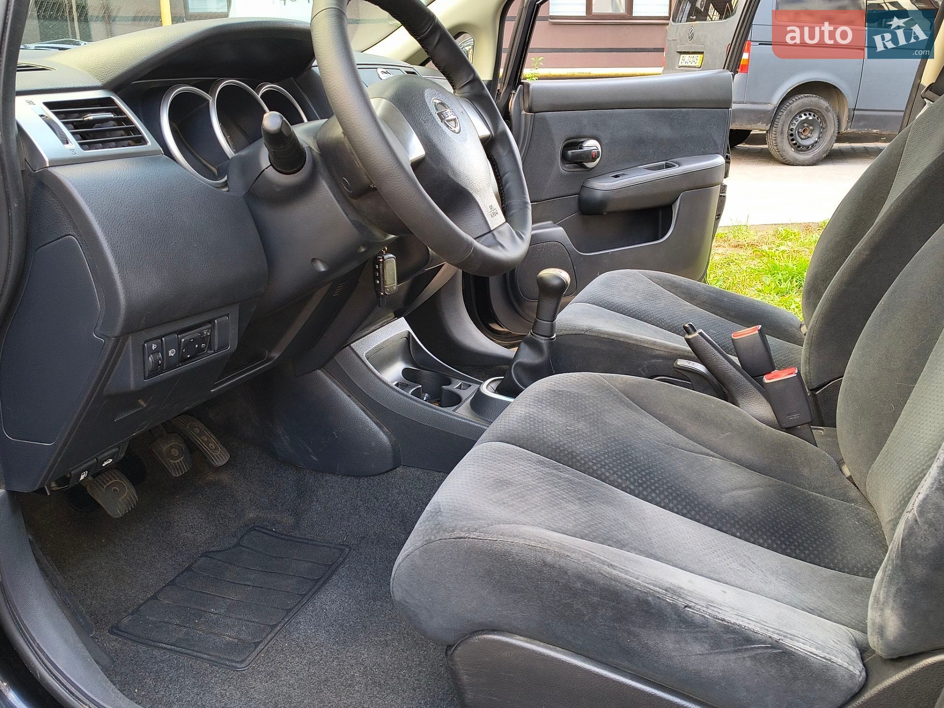 Nissan TIIDA 2010 VIN 3N1BCAC11UK440186 фото оголошення 13 з 22