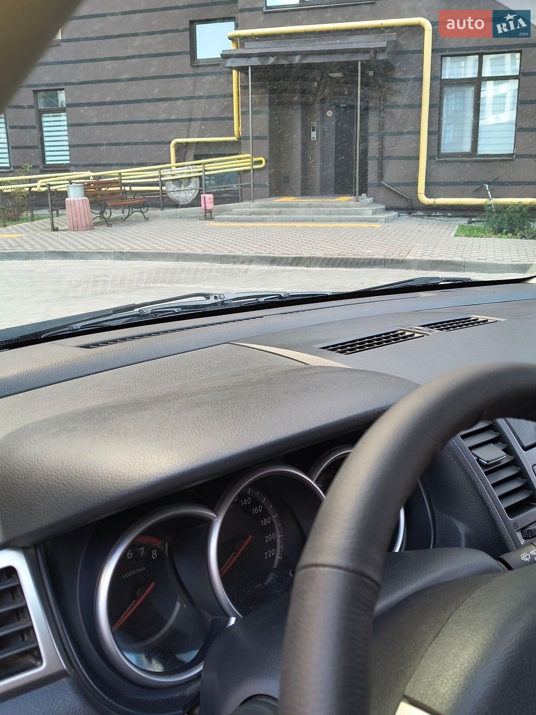 Nissan TIIDA 2010 VIN 3N1BCAC11UK440186 фото оголошення 14 з 22
