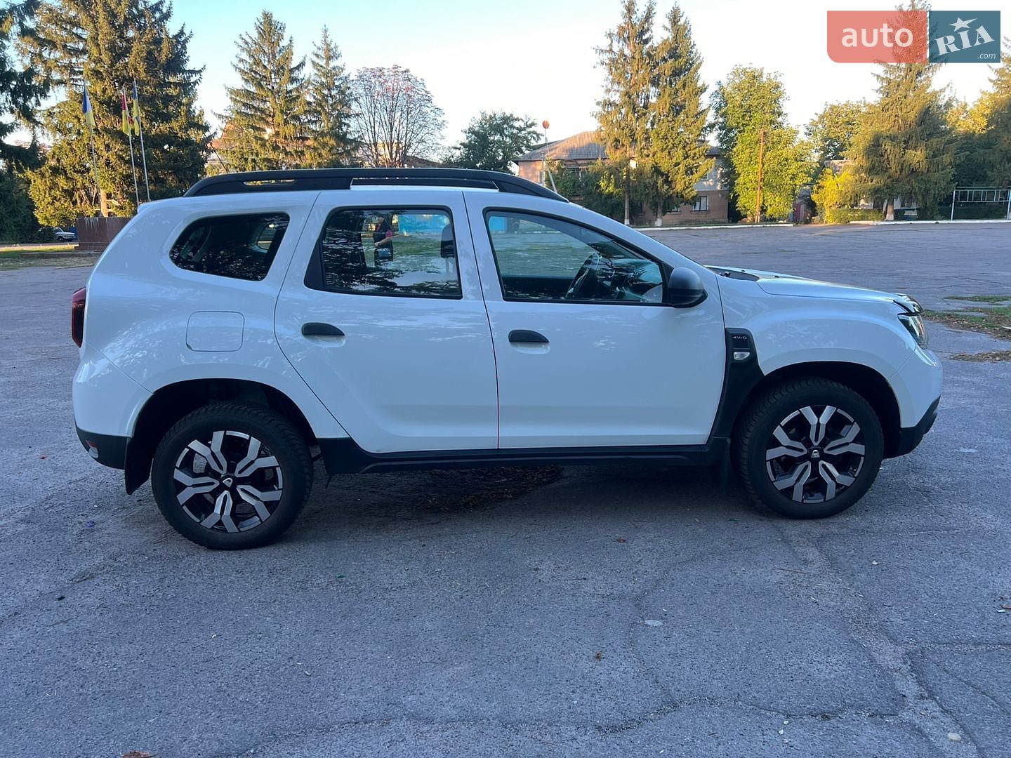 Dacia Duster 2018 VIN VF1HJD40860687737 фото оголошення 10 з 34