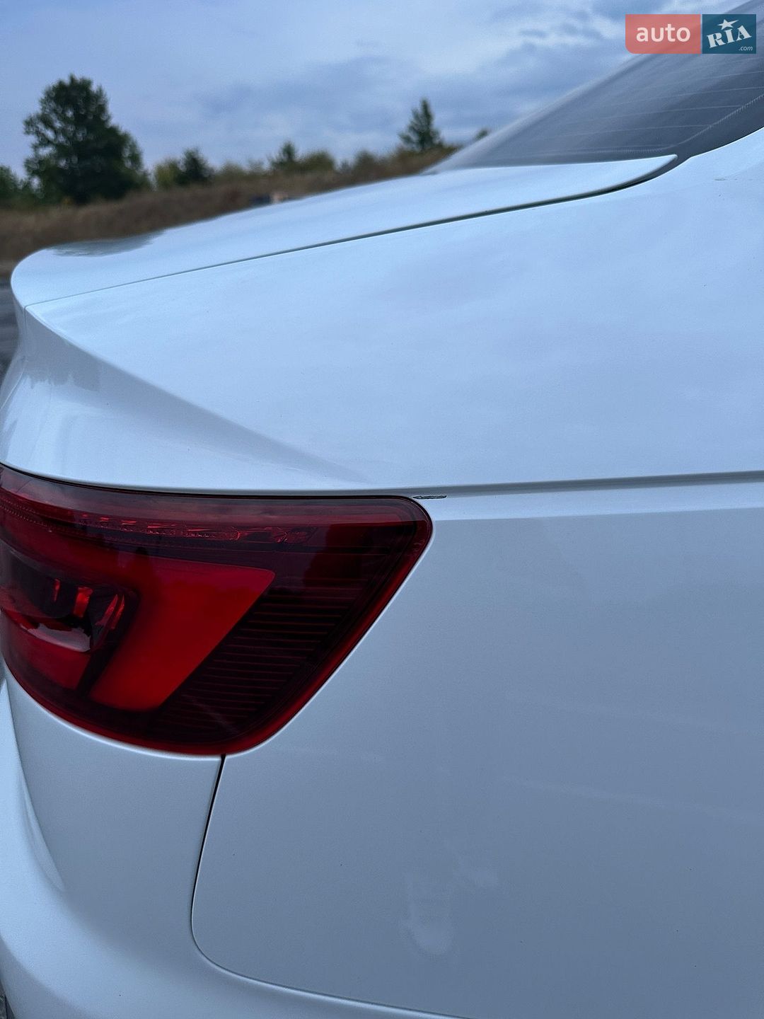 Audi A4 2019 VIN WAUENAF43KA062834 фото оголошення 26 з 74