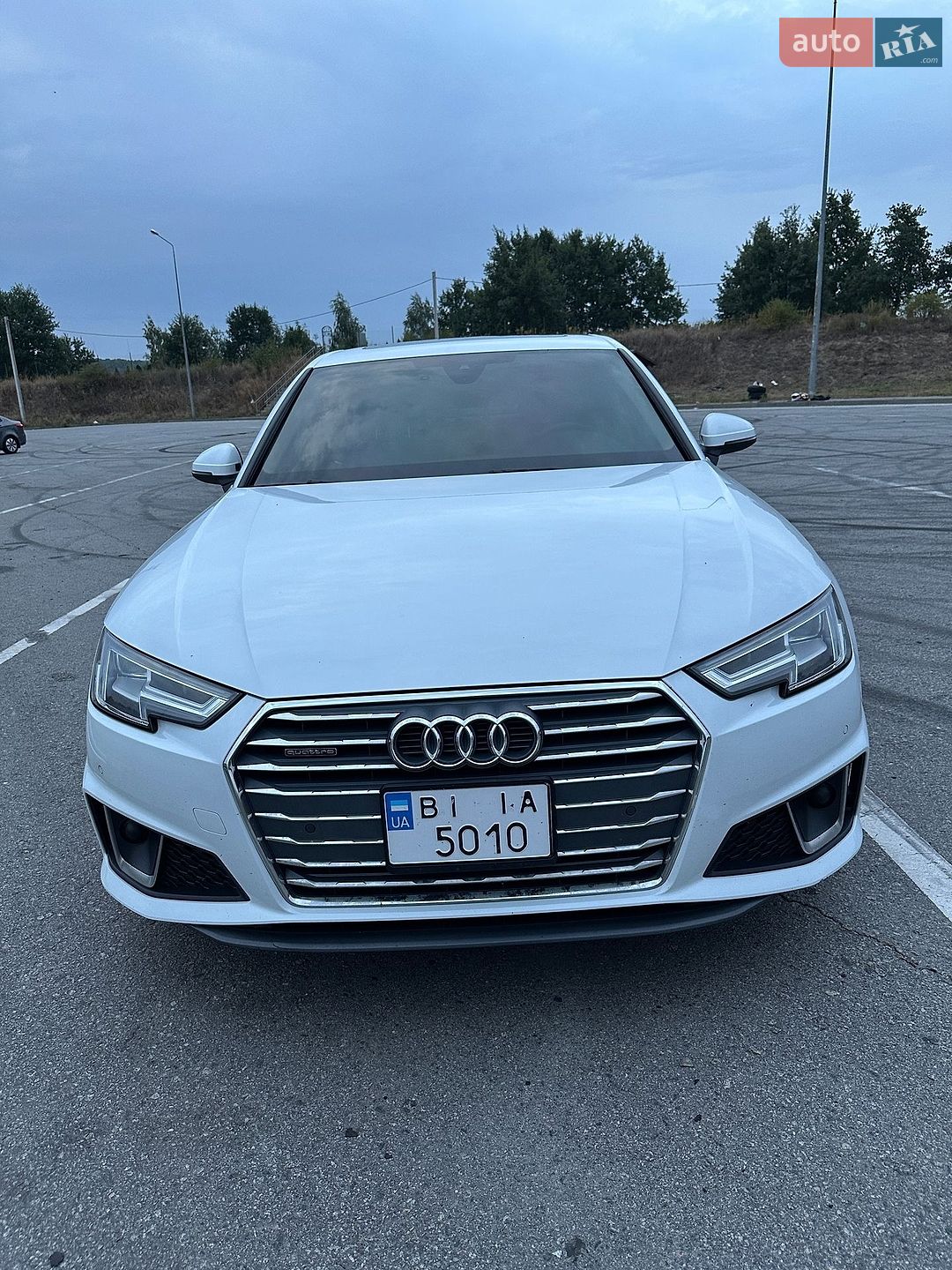 Audi A4 2019 VIN WAUENAF43KA062834 фото оголошення 38 з 74