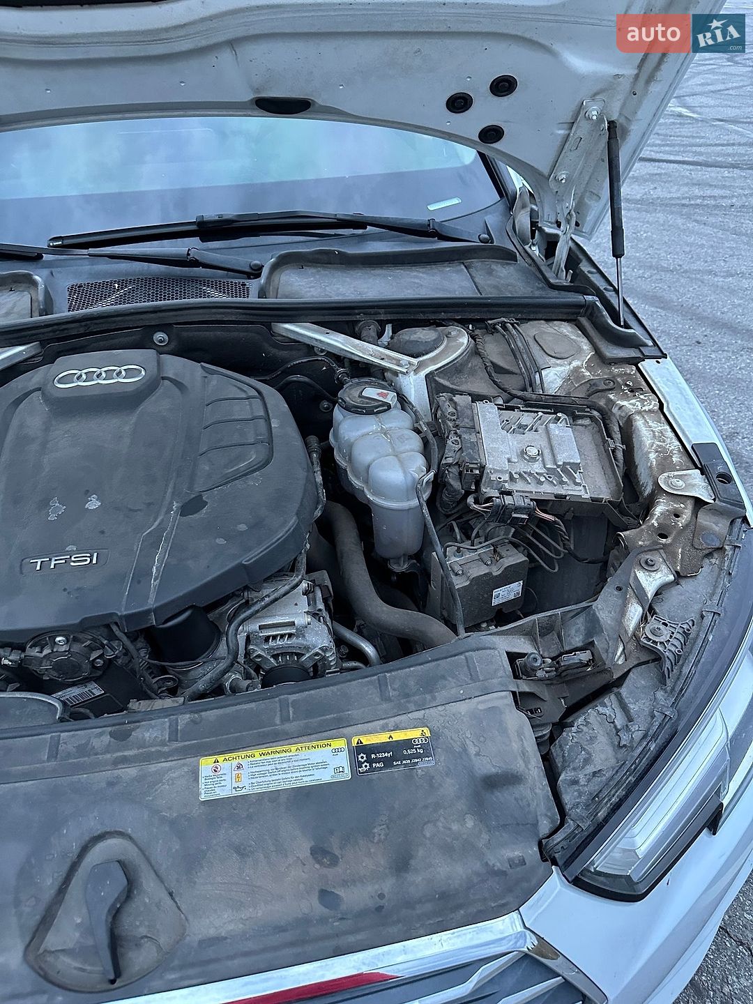 Audi A4 2019 VIN WAUENAF43KA062834 фото оголошення 46 з 74