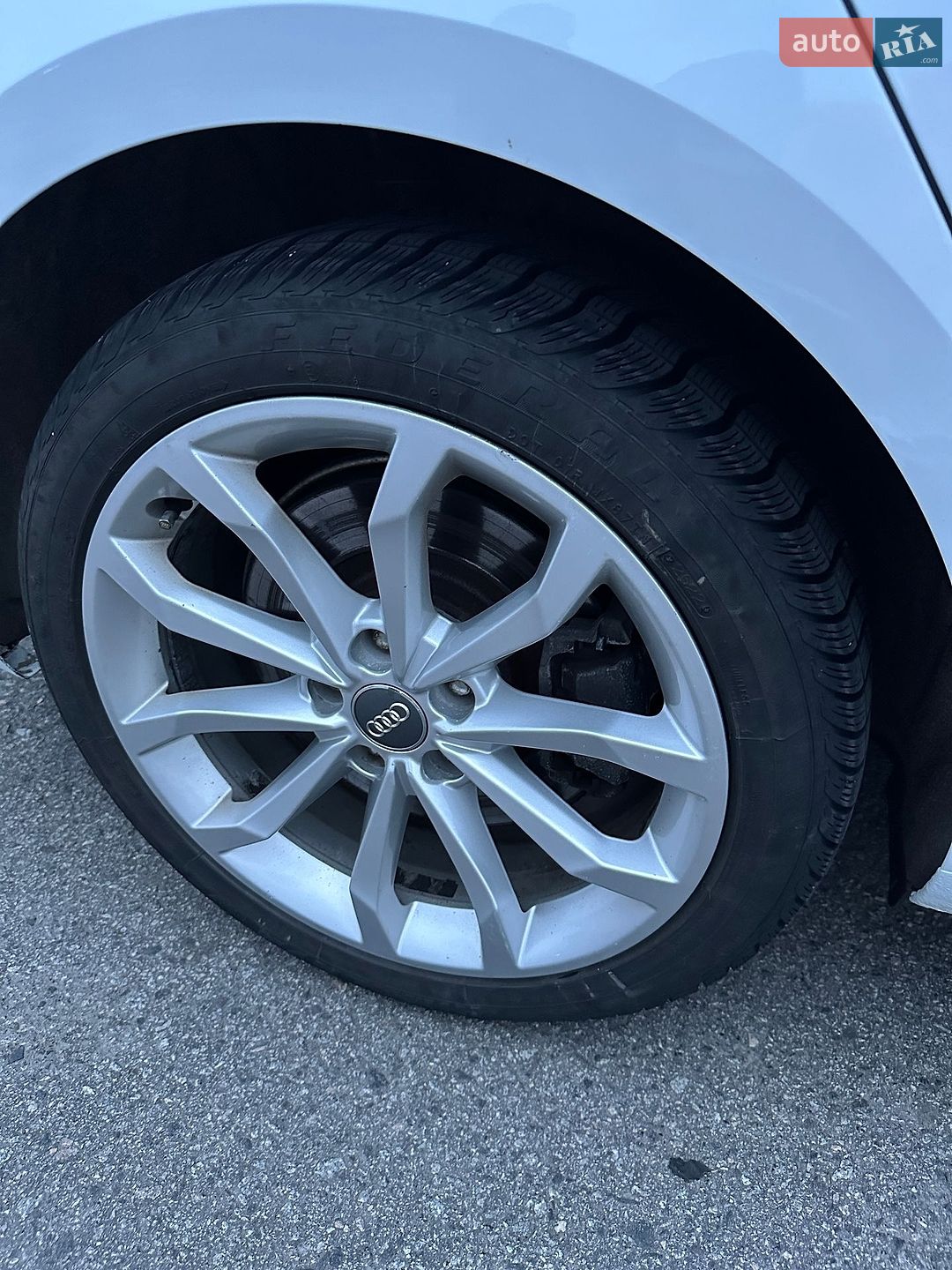 Audi A4 2019 VIN WAUENAF43KA062834 фото оголошення 56 з 74