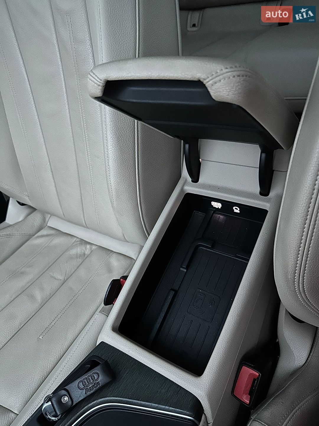 Audi A4 2019 VIN WAUENAF43KA062834 фото оголошення 59 з 74