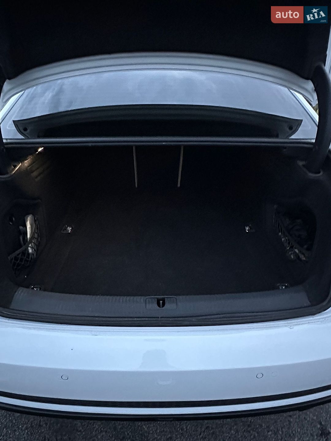 Audi A4 2019 VIN WAUENAF43KA062834 фото оголошення 65 з 74