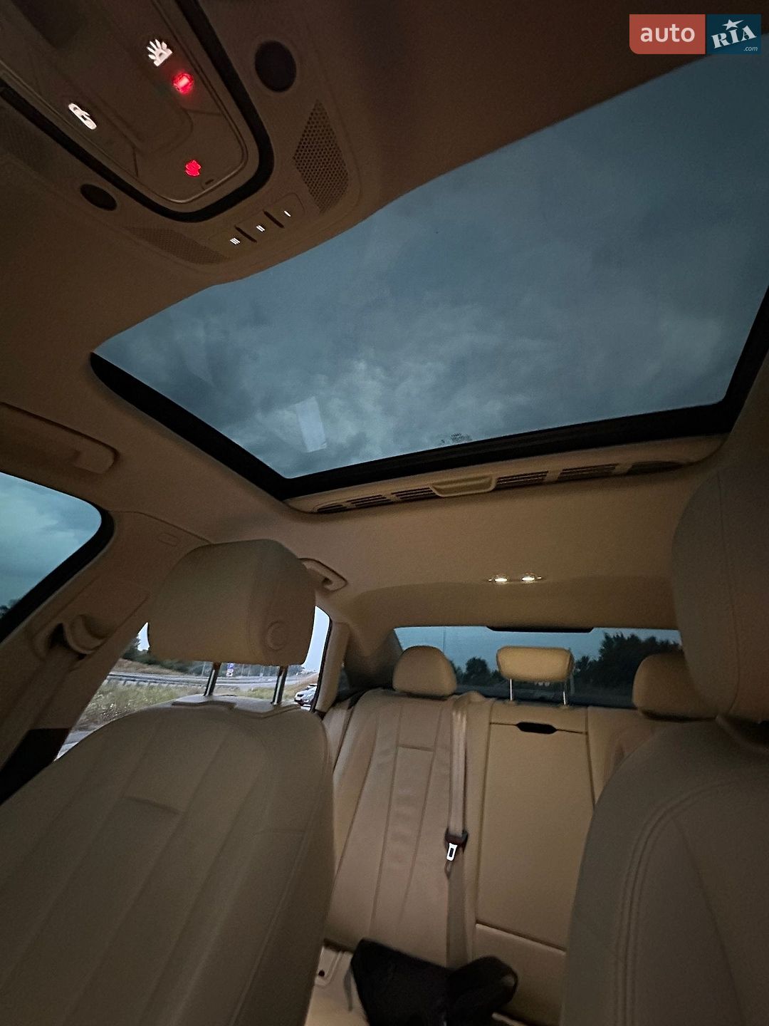Audi A4 2019 VIN WAUENAF43KA062834 фото оголошення 68 з 74
