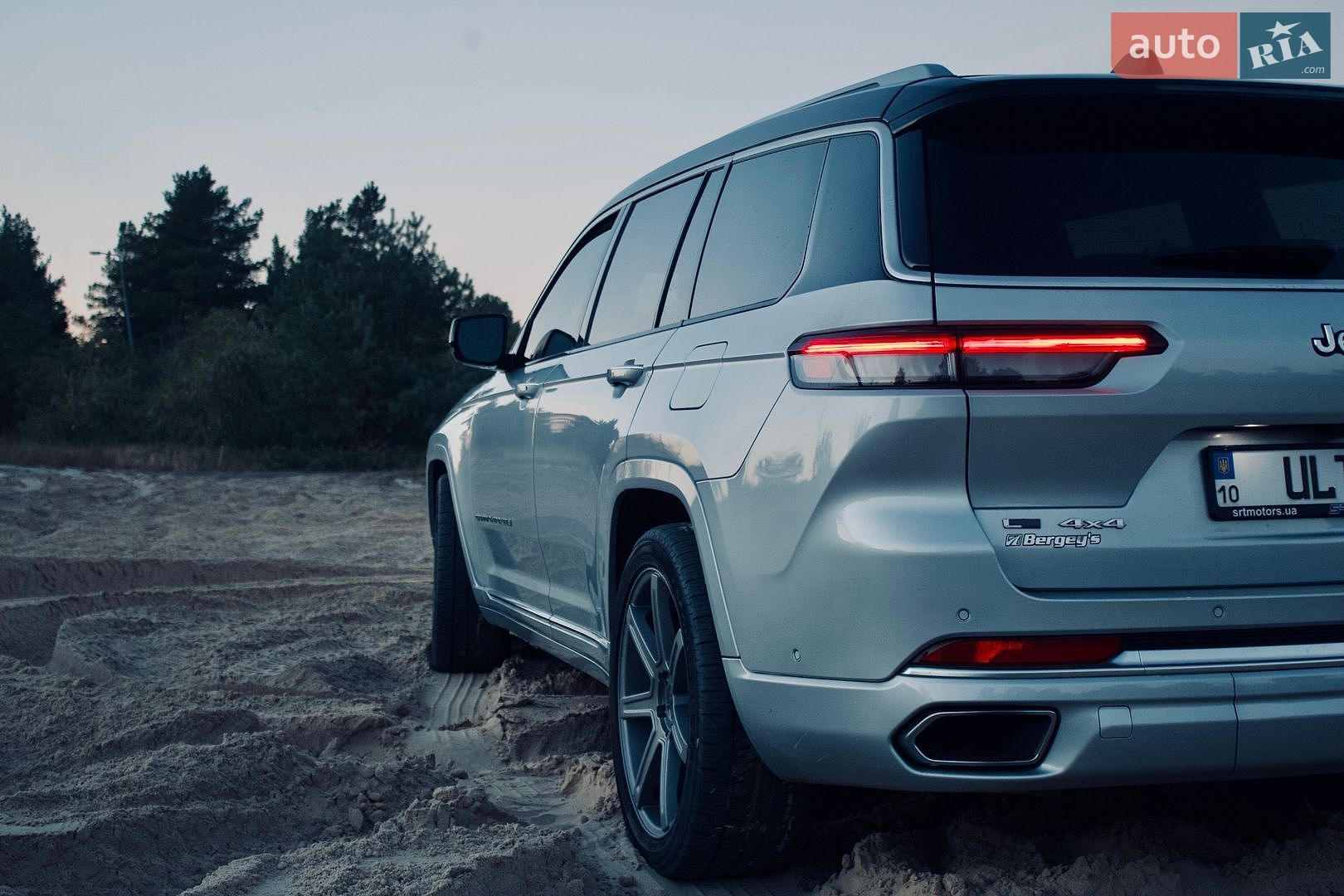 Jeep Grand Cherokee 2022 VIN 1C4RJKEG4P8789416 фото оголошення 9 з 84
