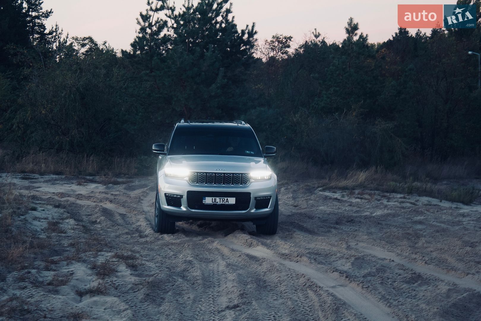 Jeep Grand Cherokee 2022 VIN 1C4RJKEG4P8789416 фото оголошення 21 з 84