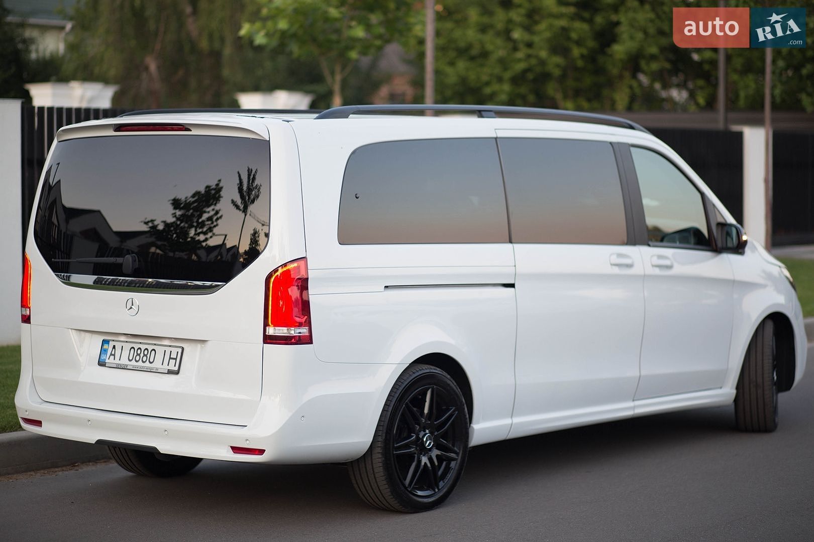 Mercedes-Benz V-Class 2023 VIN W1VVNLTZXP4289399 фото оголошення 15 з 26