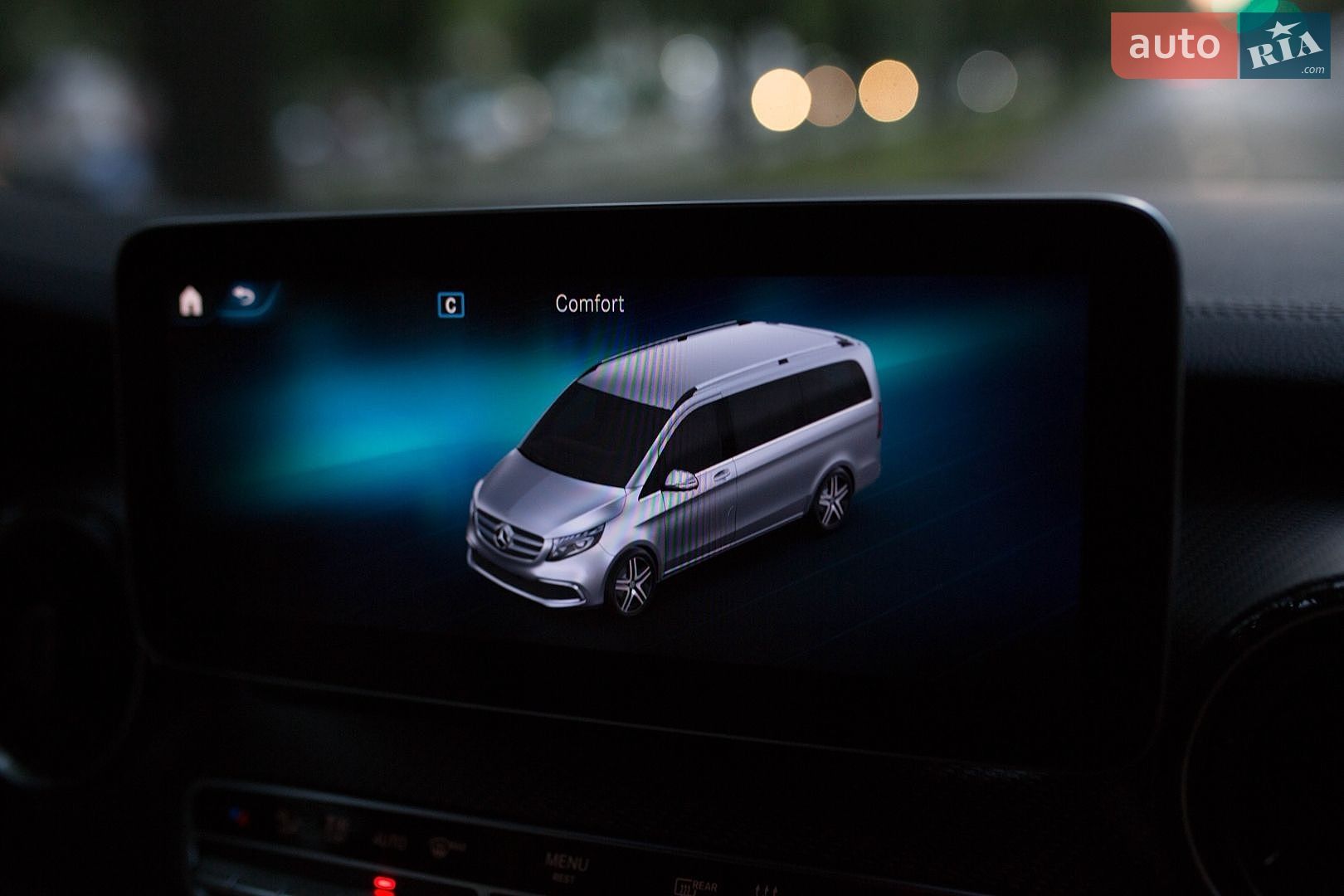 Mercedes-Benz V-Class 2023 VIN W1VVNLTZXP4289399 фото оголошення 19 з 27