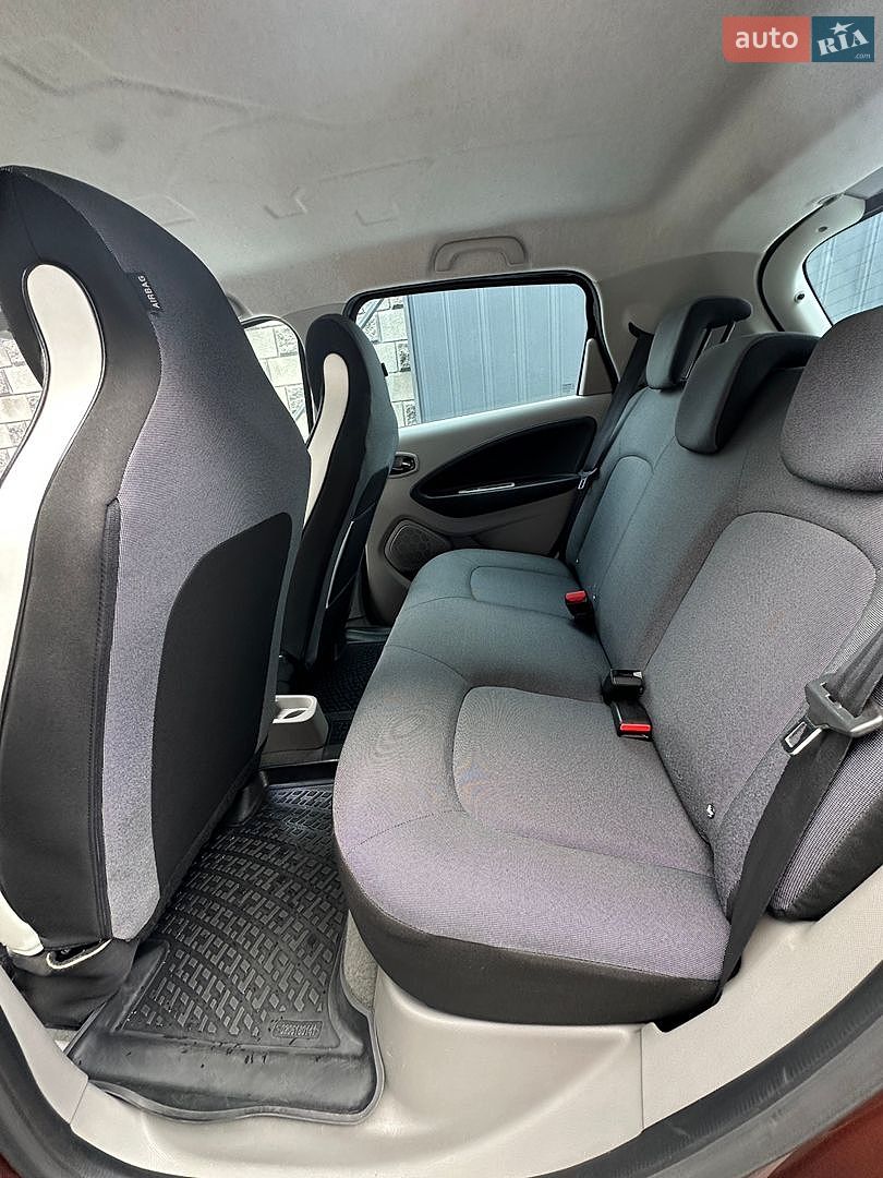 Renault Zoe 2015 VIN VF1AGVYB053282201 фото оголошення 25 з 40