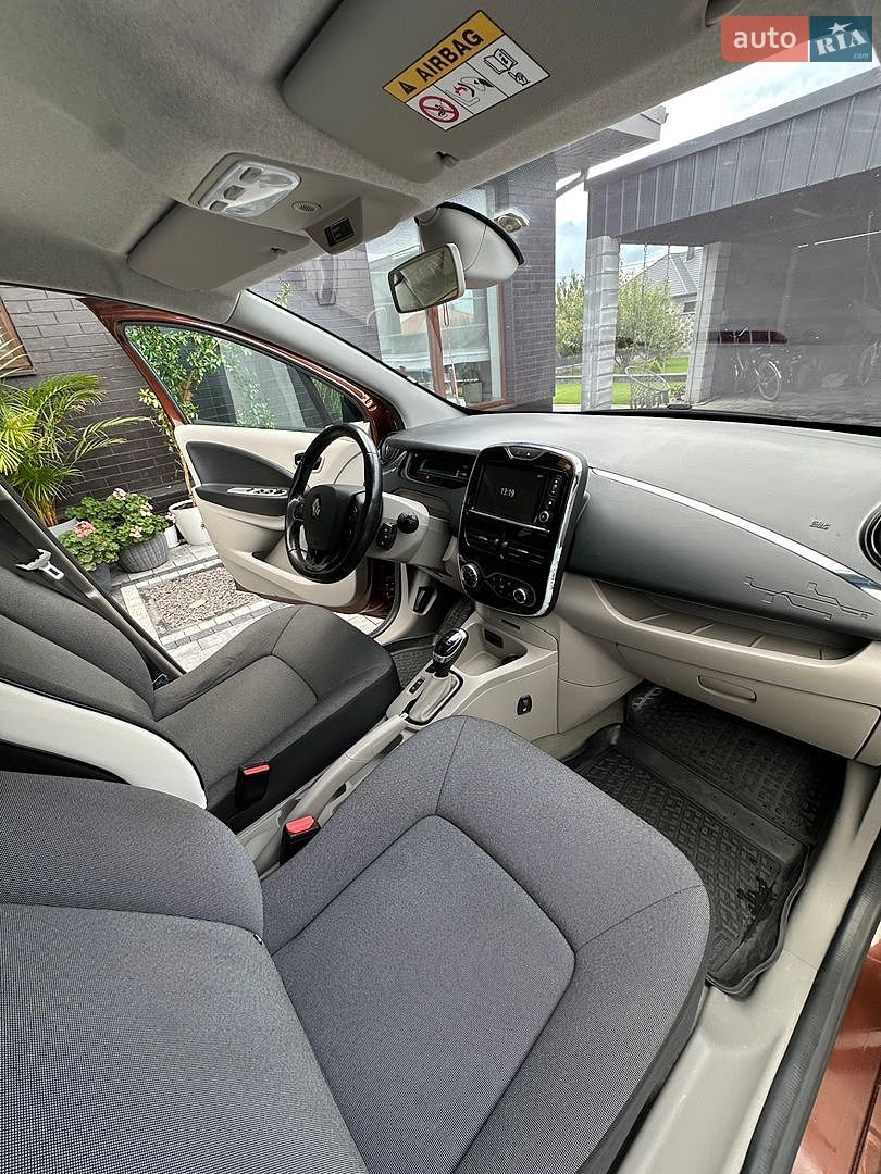 Renault Zoe 2015 VIN VF1AGVYB053282201 фото оголошення 31 з 40