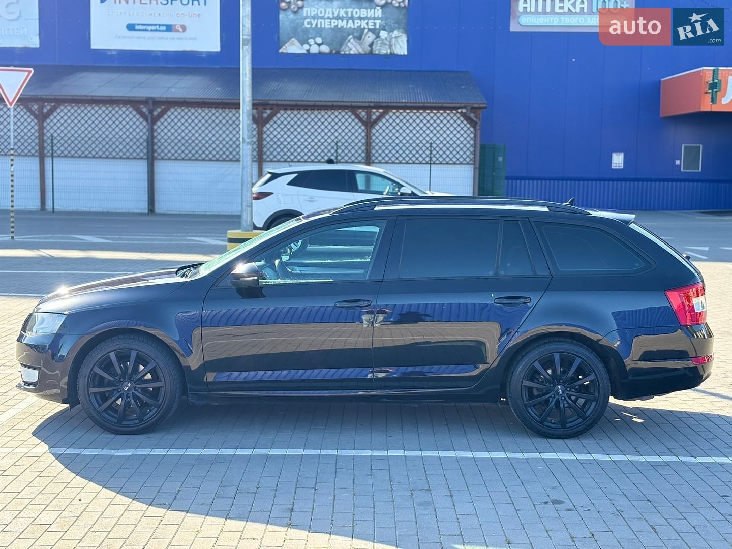 Skoda Octavia 2013 VIN TMBLG7NE9E0071890 фото оголошення 6 з 15