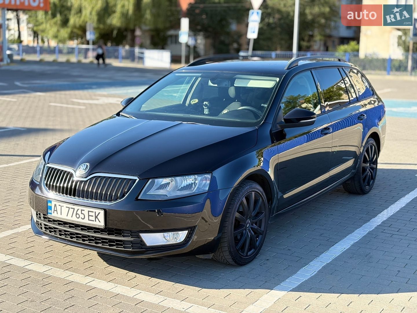 Skoda Octavia 2013 VIN TMBLG7NE9E0071890 фото оголошення 8 з 15