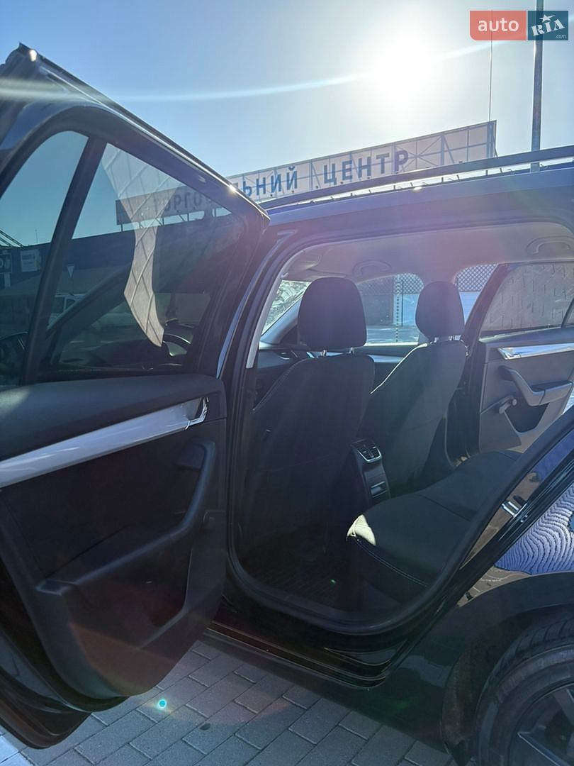 Skoda Octavia 2013 VIN TMBLG7NE9E0071890 фото оголошення 10 з 15