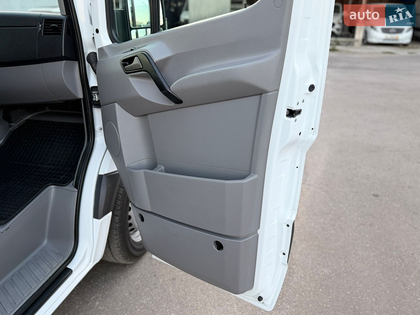 Mercedes-Benz Sprinter 2017 VIN WDB9066131P368382 фото оголошення 16 з 39