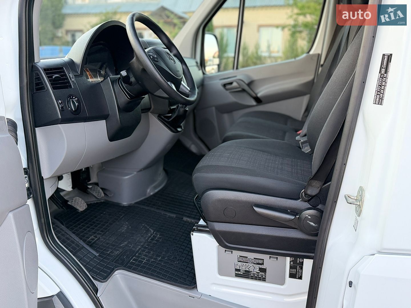 Mercedes-Benz Sprinter 2017 VIN WDB9066131P368382 фото оголошення 19 з 39