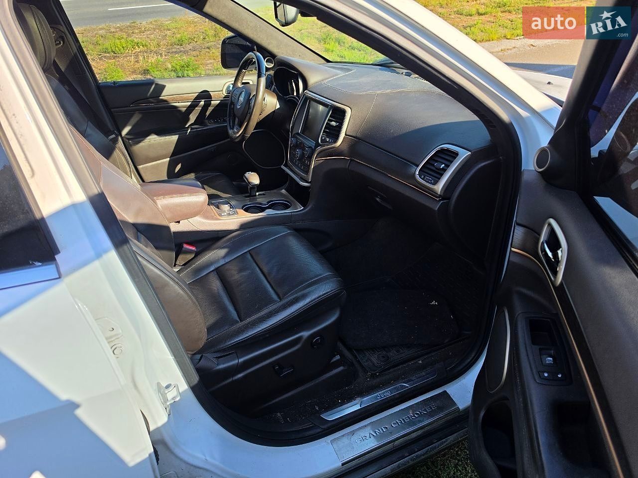 Jeep Grand Cherokee 2014 VIN 1C4RJFJM3EC538674 фото оголошення 13 з 26