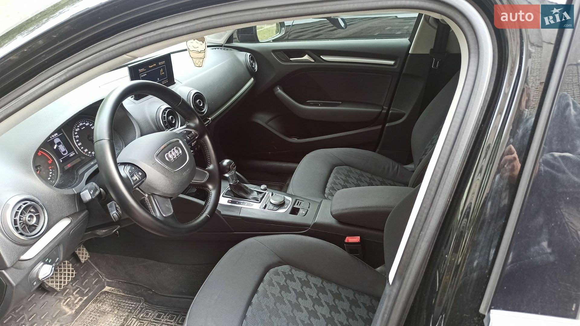 Audi A3 2016 VIN WAUZZZ8VXG1100626 фото оголошення 14 з 18